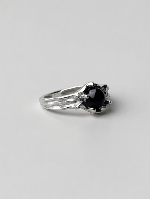 Bague Acier Inoxydable Pierre Noire Cabochon – Monture Organique Florale Sculpturale Vintage