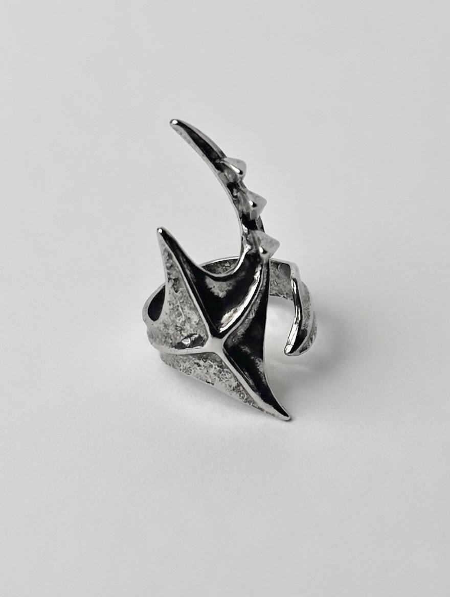 Bague Acier Inoxydable Épines Sculpturales Gothique – Bijou Statement Pointu