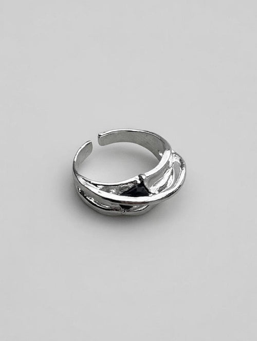 Bague Acier Inoxydable Vagues Organiques & Pierre Noire – Bijou Sculptural Fluide Moderne Ajustable