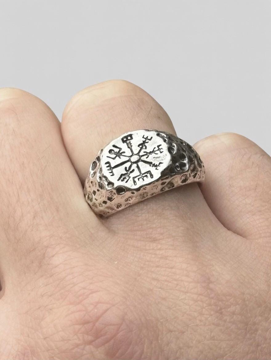 Bague Argent 925 Massive Martelée Gravée Ægishjálmr – Bijou Viking Casque de Terreu