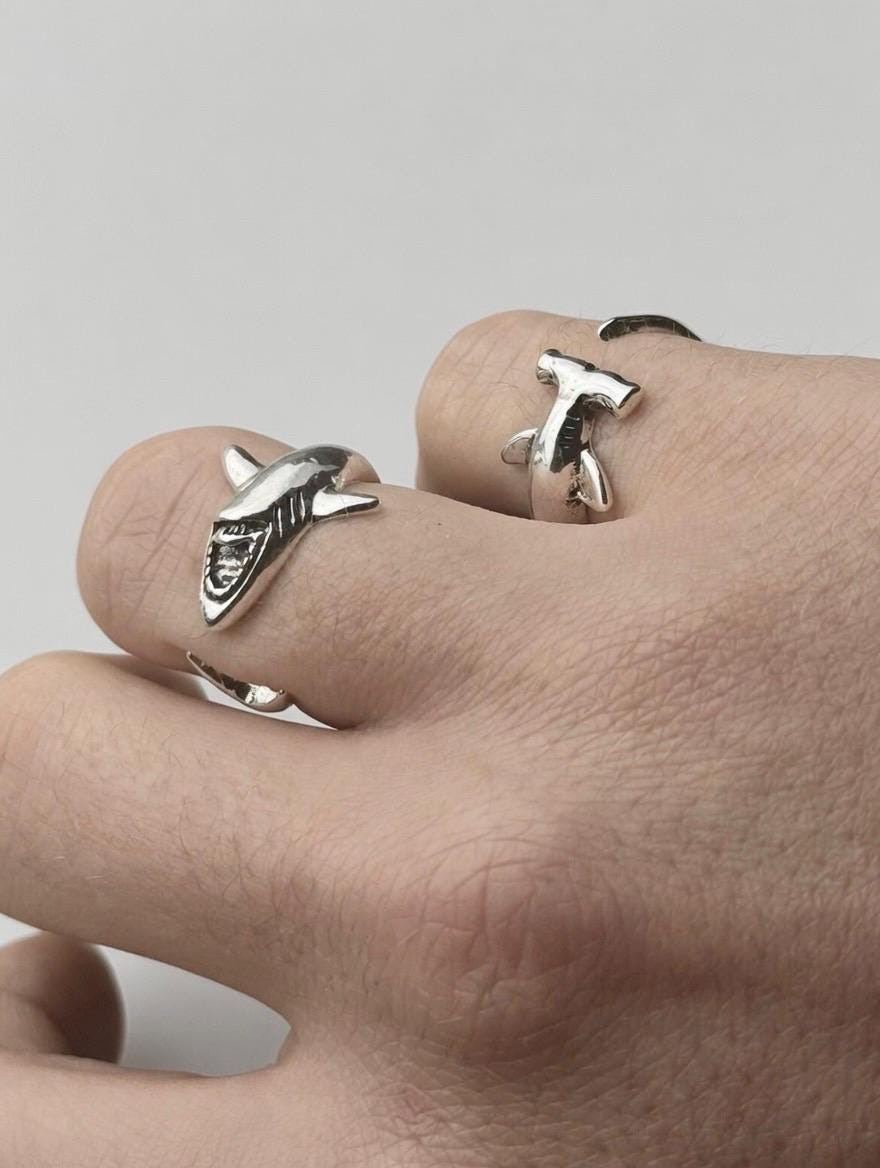 Bague “Requin Blanc” – Acier inoxydable, ajustable, design audacieux