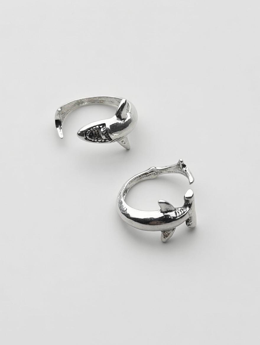 Bague “Requin Blanc” – Acier inoxydable, ajustable, design audacieux